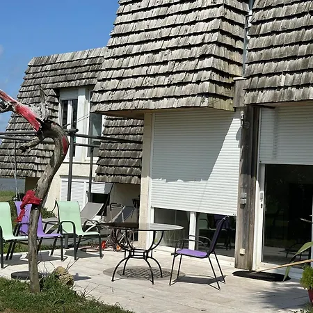 Au Fil De L Eau 아파트 *