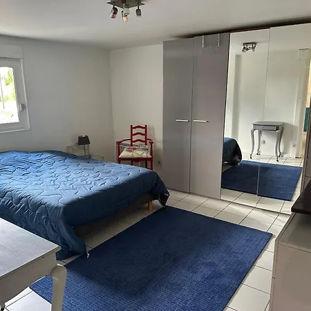 아파트 Au Fil De L Eau